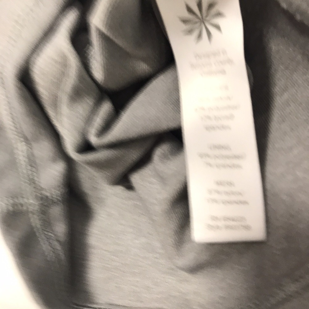Athleta Gray Strappy Back Tank Top M Shelf Bra Athletic Basic Gym Fitness Lounge - Picture 4 of 5